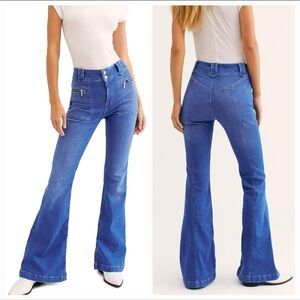 Free People “Layla” Flared Jeans Size 30